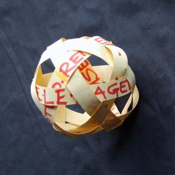 LETTER-BALL-W&amp;D-